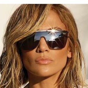 Quay Australia sunglasses 🕶